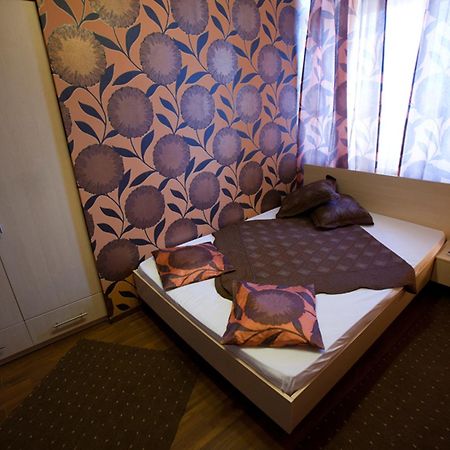 Hotel La Gil Bukarest Værelse billede
