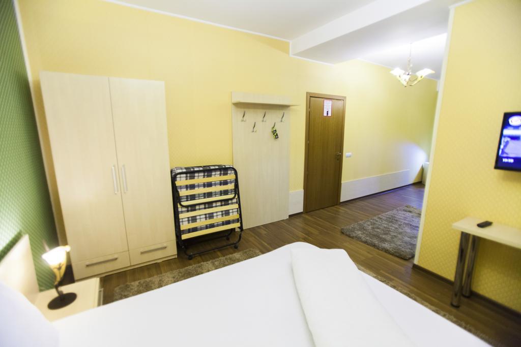 Hotel La Gil Bukarest Værelse billede