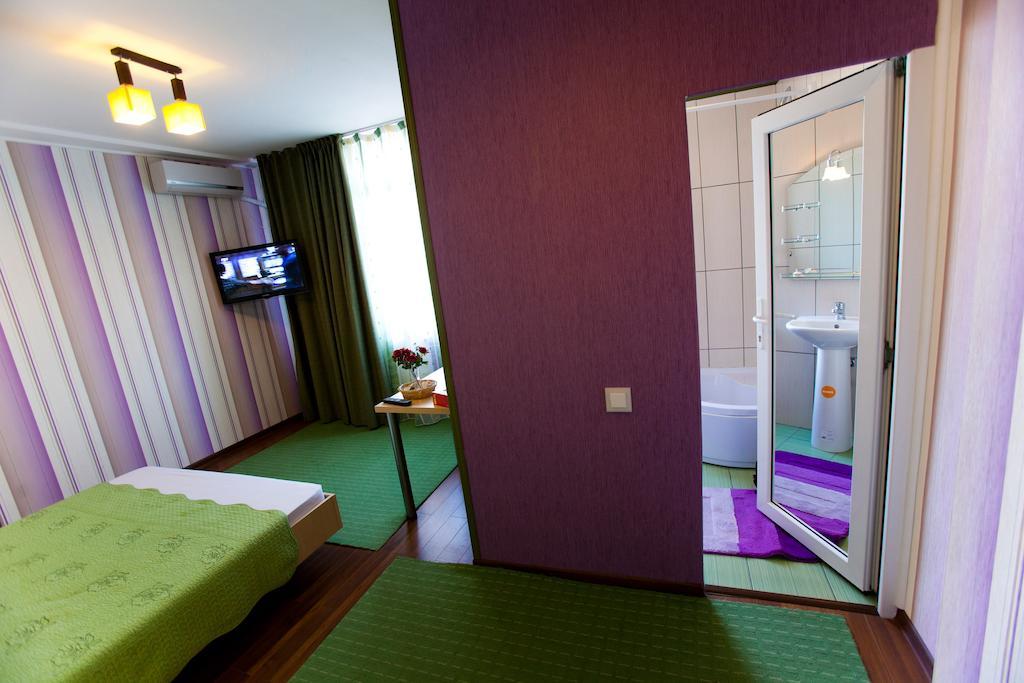 Hotel La Gil Bukarest Eksteriør billede