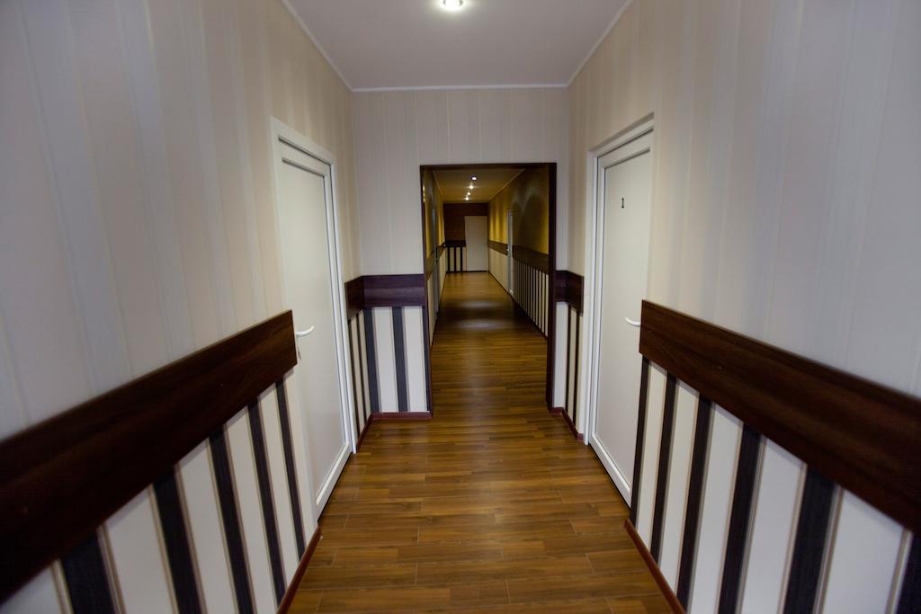 Hotel La Gil Bukarest Eksteriør billede