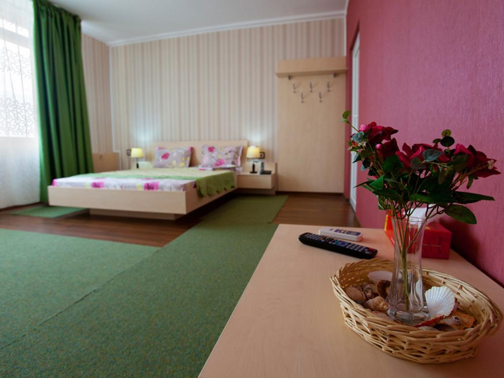 Hotel La Gil Bukarest Værelse billede