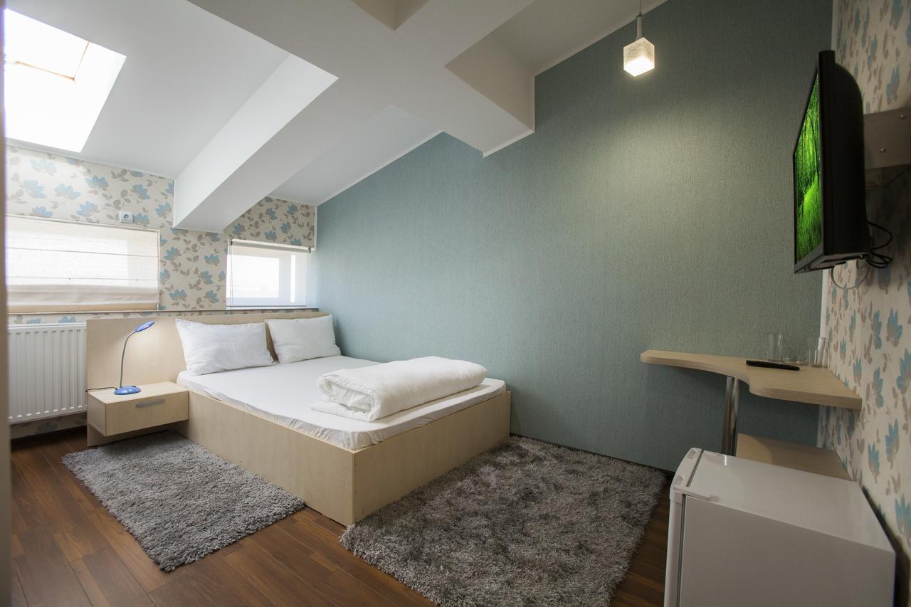 Hotel La Gil Bukarest Eksteriør billede