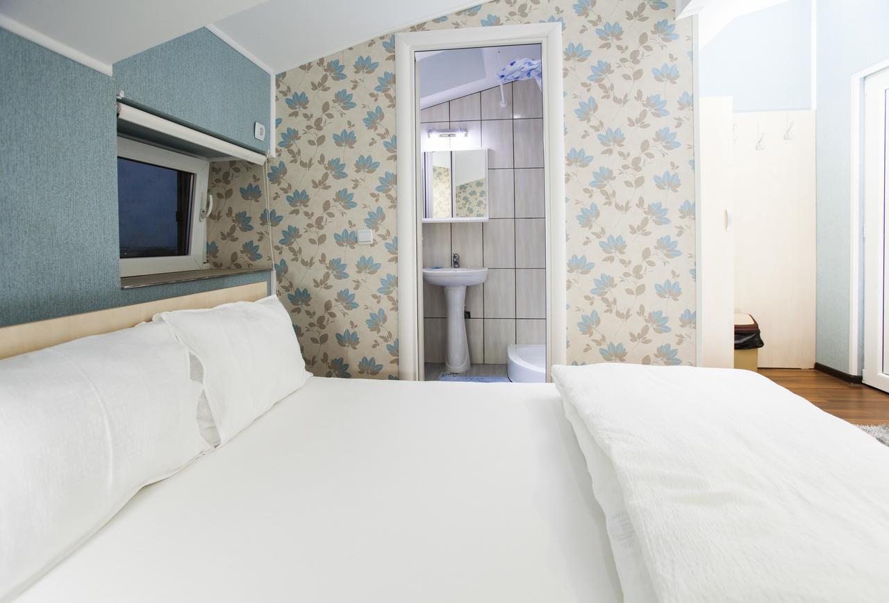 Hotel La Gil Bukarest Eksteriør billede